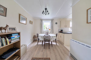 Kitchen/Diner- click for photo gallery
